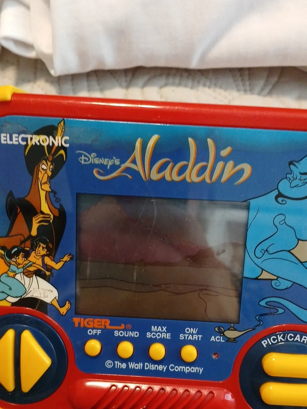 VINTAGE 1990 TIGER Disney Aladdin Handheld Electronic Game